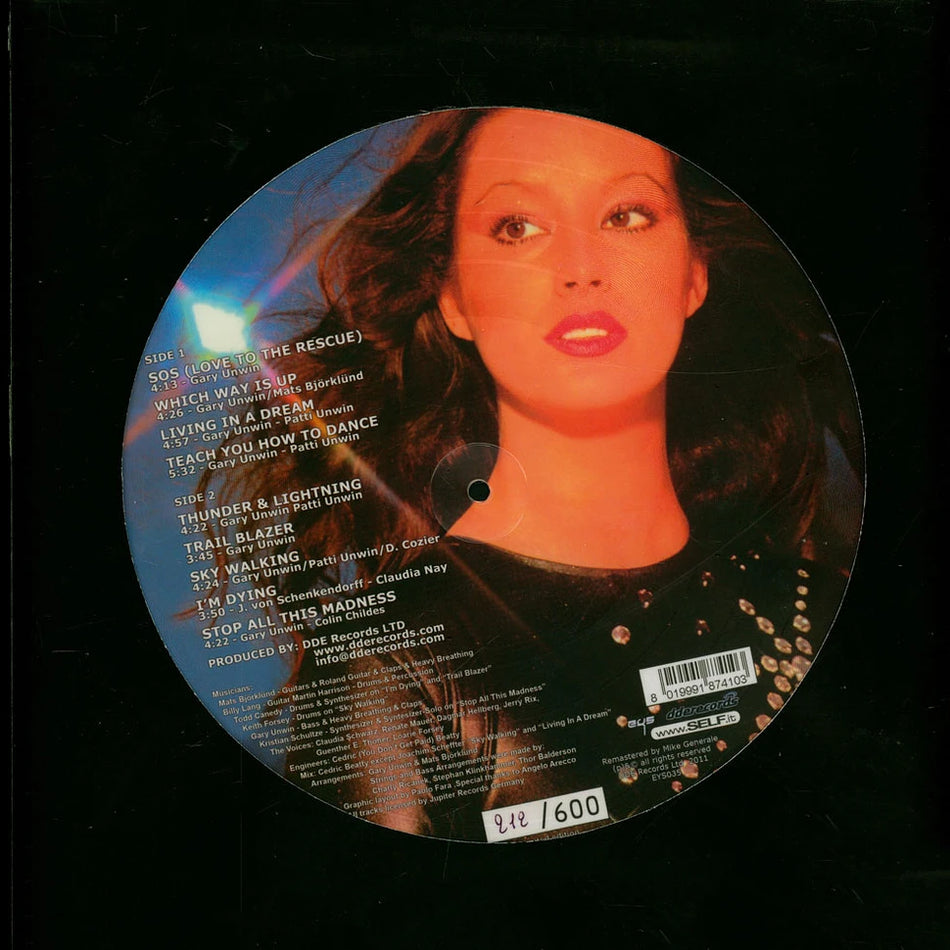 Dee D. Jackson - Thunder & Lightning